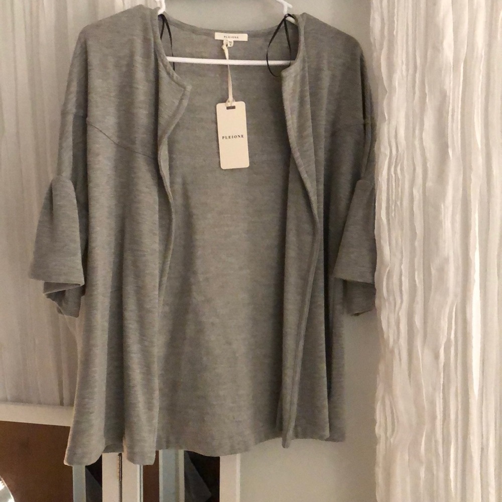 Pleione (Nordstrom) Cardigan bell sleeve XS NWT - Picture 2 of 2